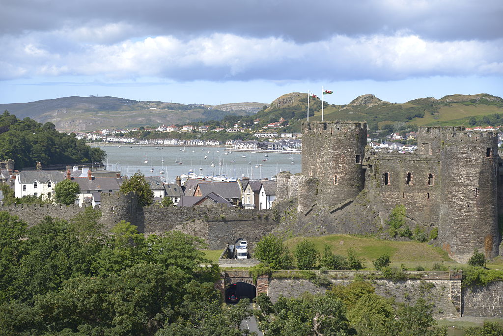 UK: Tourist attraction - The historic Conwy Castle